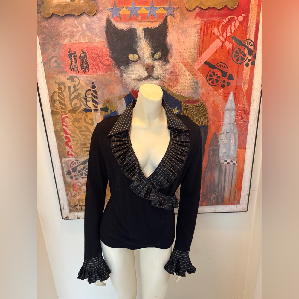 Rayure Paris vintage Y2K black top with pinstripe ruffled collar/cuffs. Size 42.